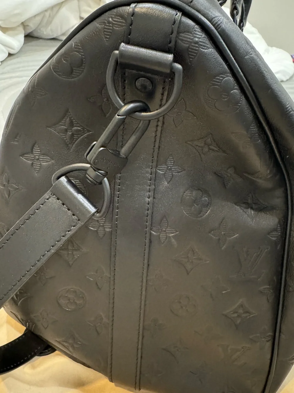 Keepall Bandoulière Louis Vuitton Black Embossed Monogram Duffel Bag